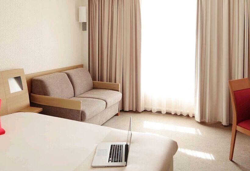 Номер Superior, Novotel Perpignan Nord Rivesaltes