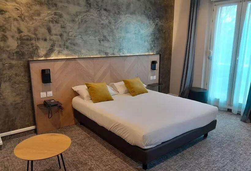ファミリールーム, Brit Hotel Privilège Le Royal   Centre Gare