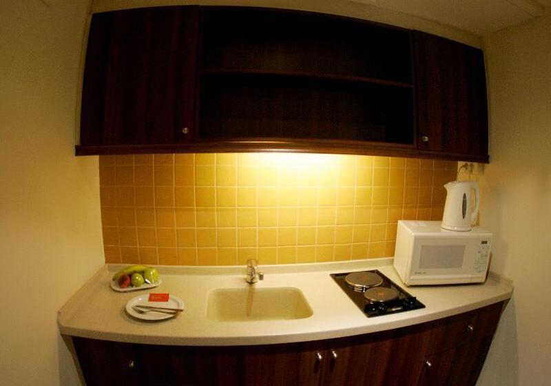 Номер Комфорт, Brit Hotel Privilège Le Royal Centre Gare