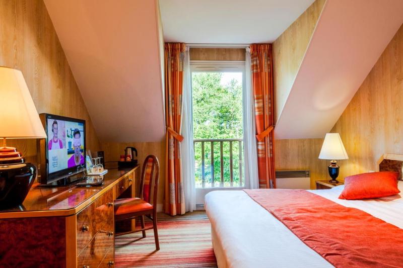 Номер Стандарт, Au Relais Du Gue De Selle