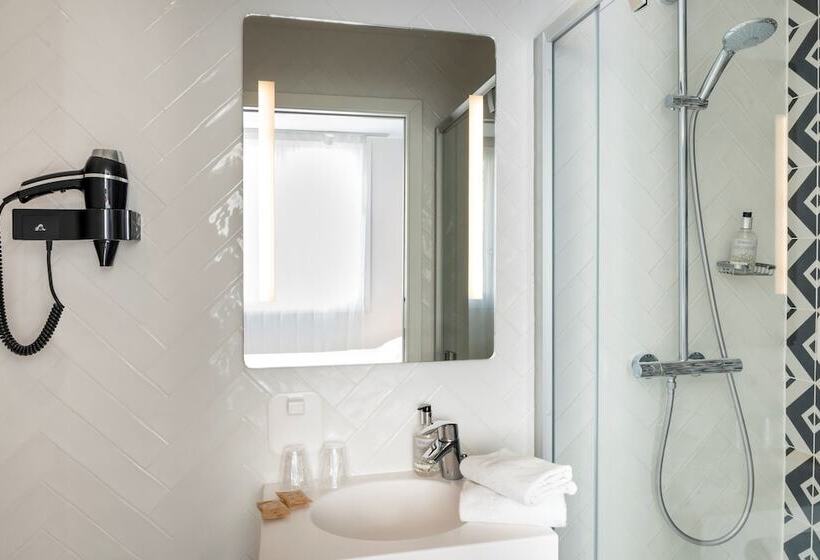 スーペリアールーム, Des Lys