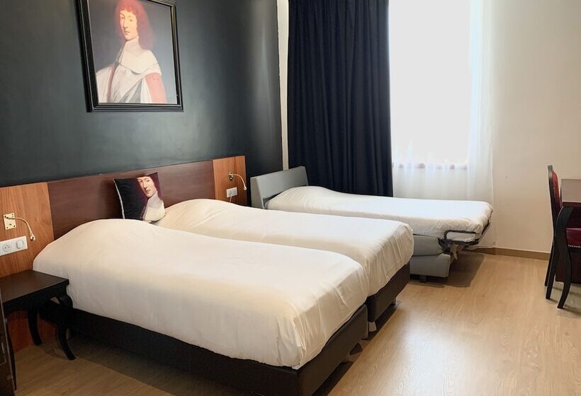 スーペリアトリプルルーム, Des Lys