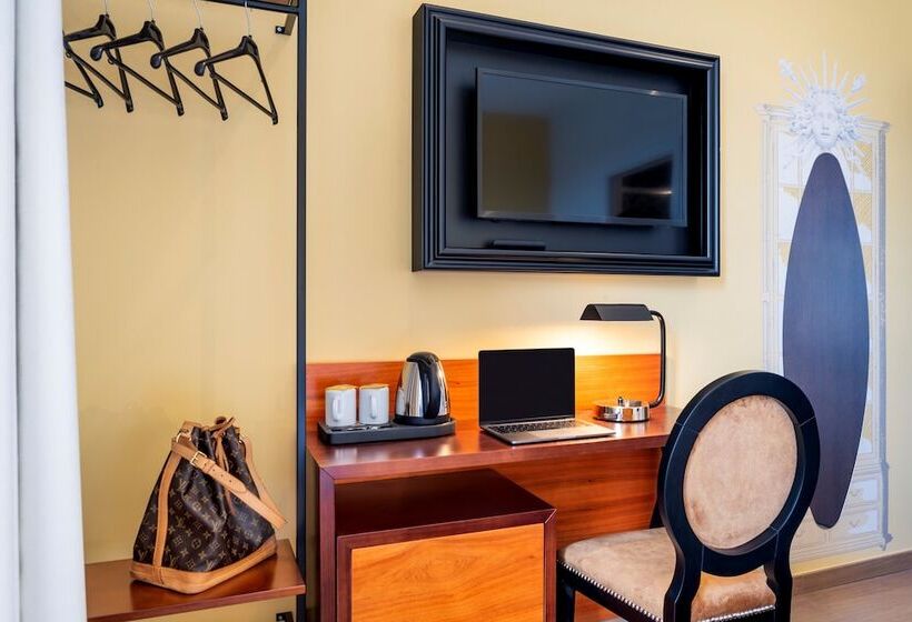 Quarto Triplo Superior, Des Lys