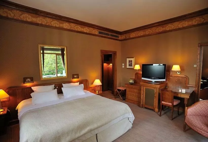 Chambre Supérieure, Le Grand Hôtel Domaine De Divonne