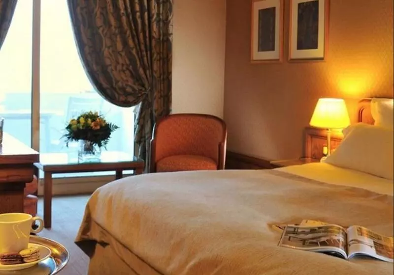 Chambre Supérieure, Le Grand Hôtel Domaine De Divonne
