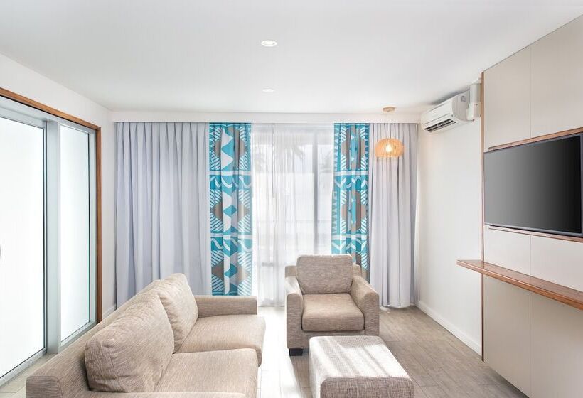 스탠다드 룸 더블 침대 2개, Holiday Inn Suva, An Ihg