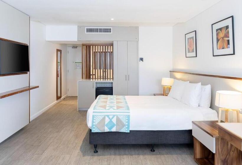 Номер Стандарт Вид на Море, Holiday Inn Suva, An Ihg