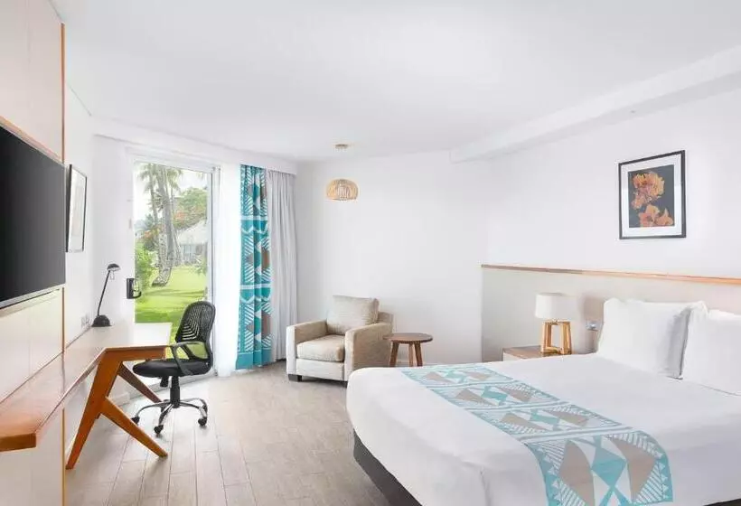 オーシャンビュースタンダードルーム, Holiday Inn Suva, An Ihg