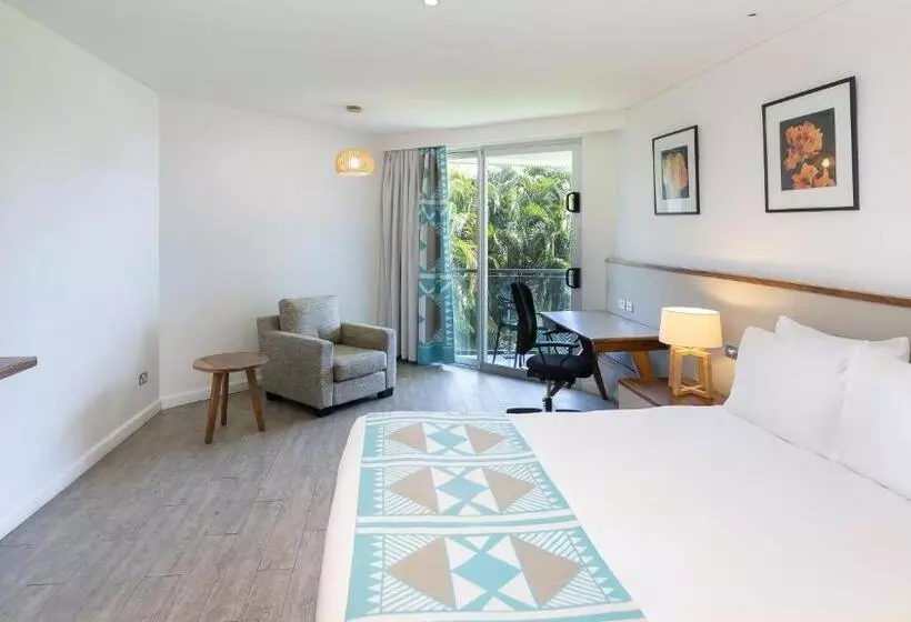 ガーデンビュースタンダードルーム, Holiday Inn Suva, An Ihg
