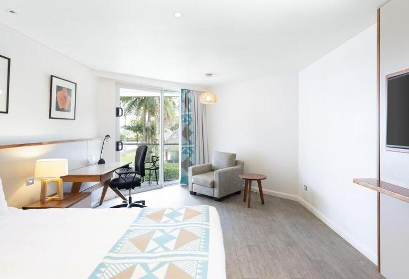 Номер Стандартный с Видом, Holiday Inn Suva, An Ihg
