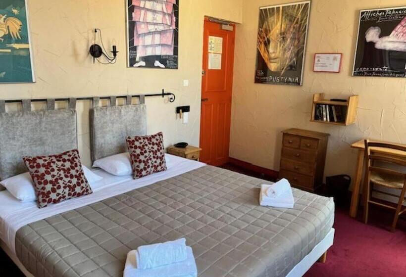 اتاق سوپریور با تخت بزرگ, Hôtel Le Colbert