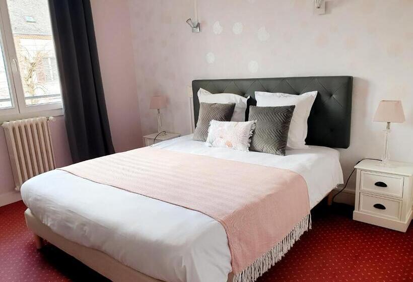 غرفة سوبيريور, Logis Hôtel Saint Cyr