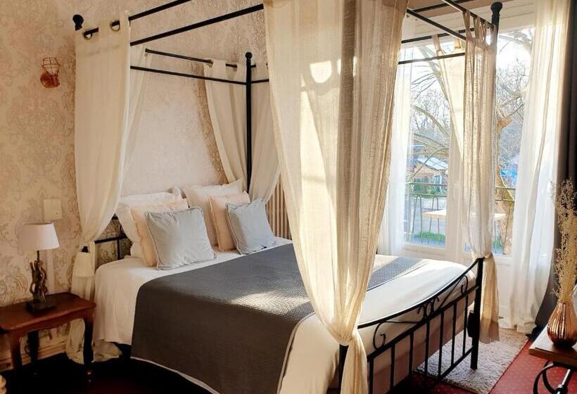 غرفة قياسية, Logis Hôtel Saint Cyr