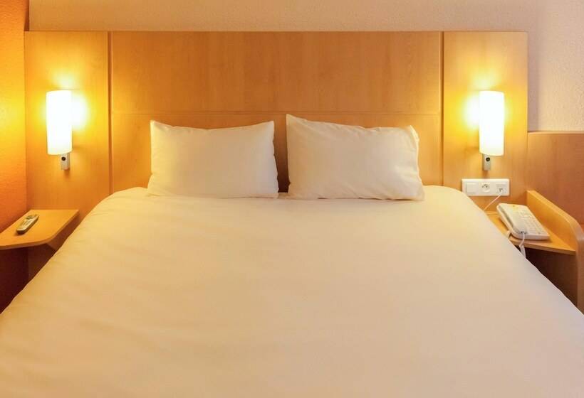 חדר סטנדרט מיטה זוגית, Ibis Alençon