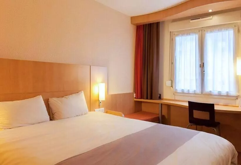 Camera Standard Letto Matrimoniale, Ibis Alençon