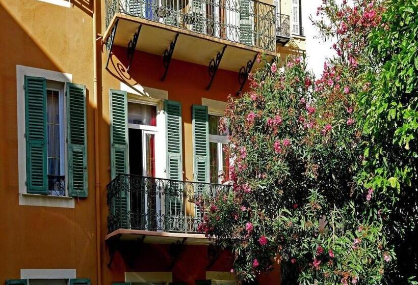 스탠다드 발코니 룸, Hôtel Restaurant Oasis