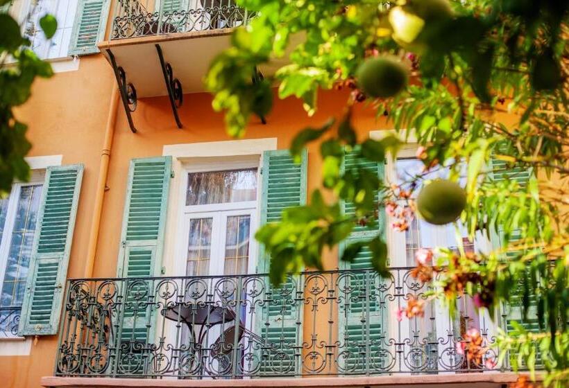 스탠다드 발코니 룸, Hôtel Restaurant Oasis