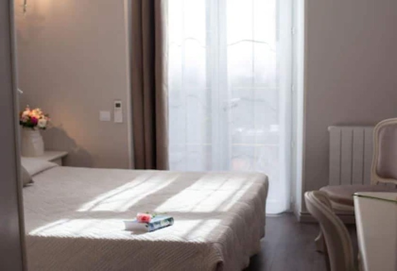 테라스 디럭스 룸, Hôtel Restaurant Oasis