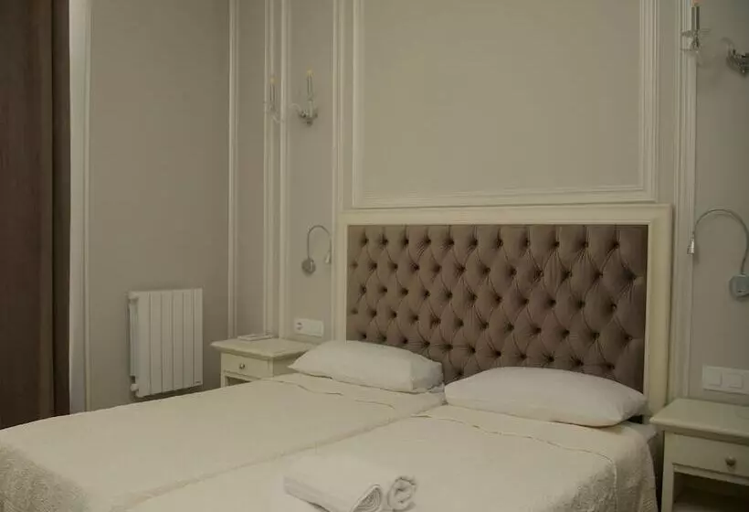 Juniorsviitti, Hôtel Restaurant Oasis