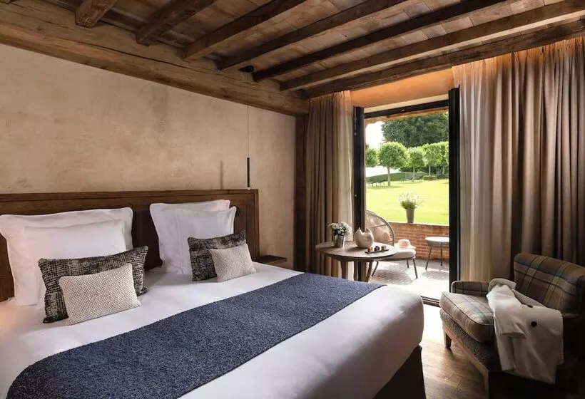 اتاق سوپریور با چشمانداز باغ, La Ferme Saint Simeon Spa Relais & Chateaux