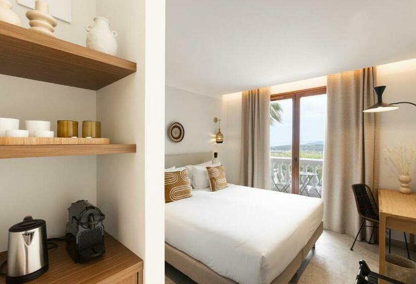 غرفة قياسية مطلّة علي البحر, Le Mirage