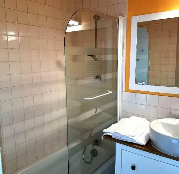 Standard-huone Parveke, Le Pavillon