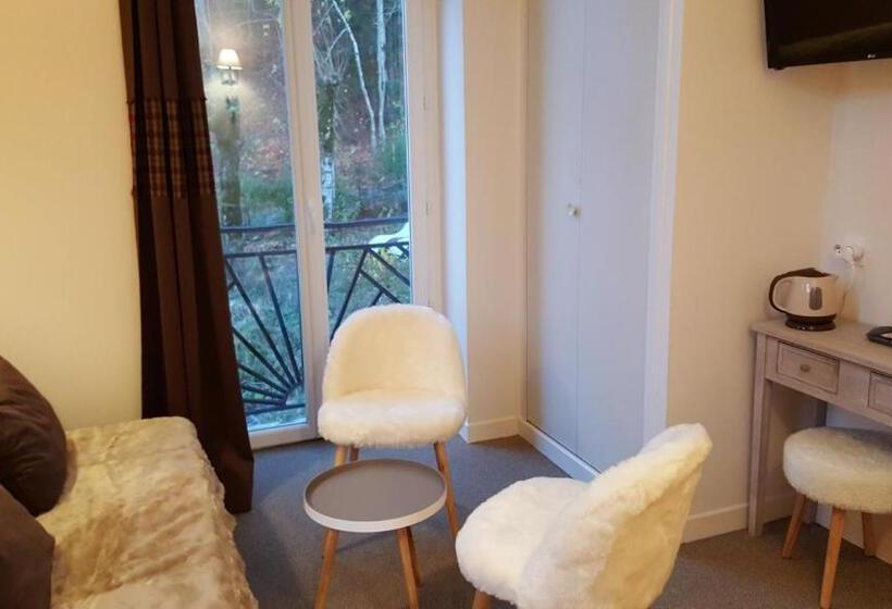 جناح عائلي, Le Pavillon