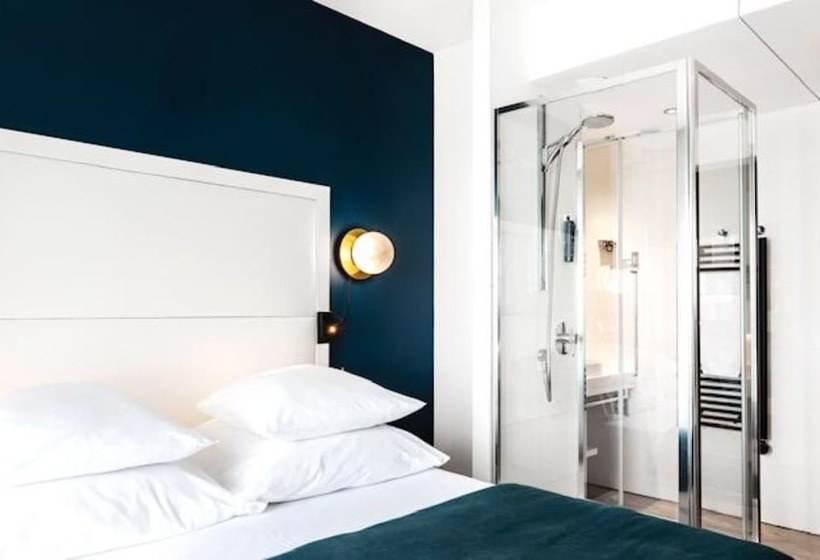 Standard Room Sea View, Le Windsor Biarritz