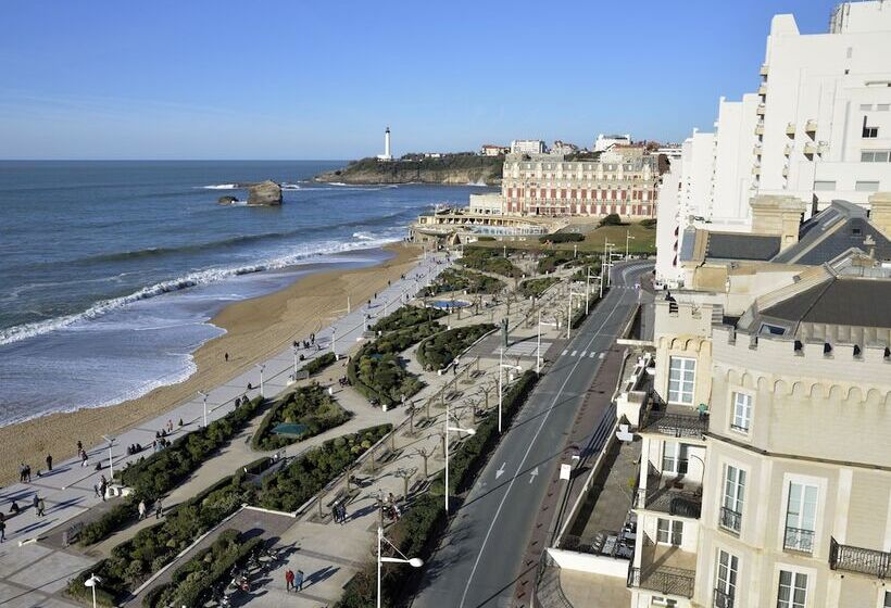 חדר סופריור נוף לים, Le Windsor Biarritz