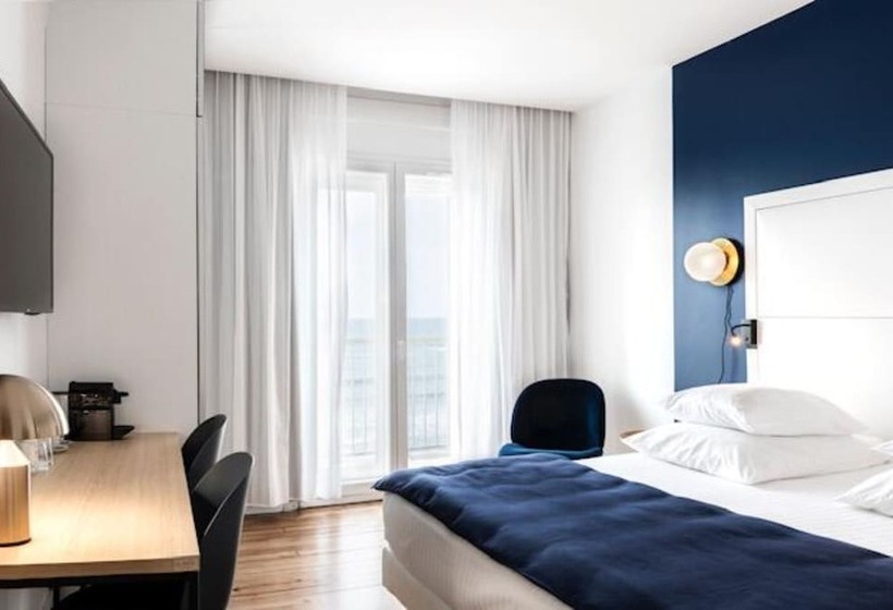 חדר סופריור נוף לים, Le Windsor Biarritz