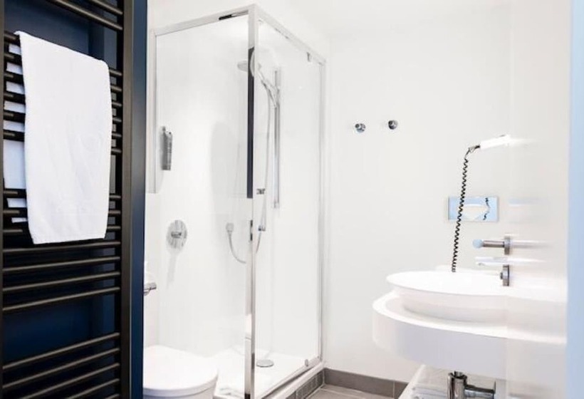 סוויטת ג'וניור נוף לים, Le Windsor Biarritz