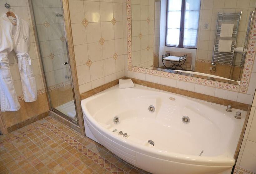 جناح, Lerie Du Basbreau