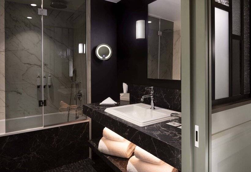 Номер Престиж, Maison Rouge Strasbourg Hotel & Spa, Autograph Collection