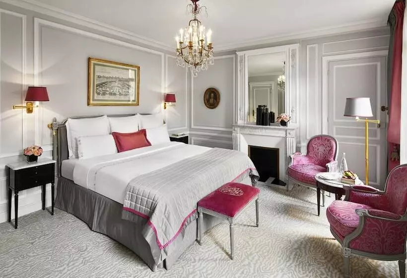 デラックスルーム, Plaza Athenee  Dorchester Collection