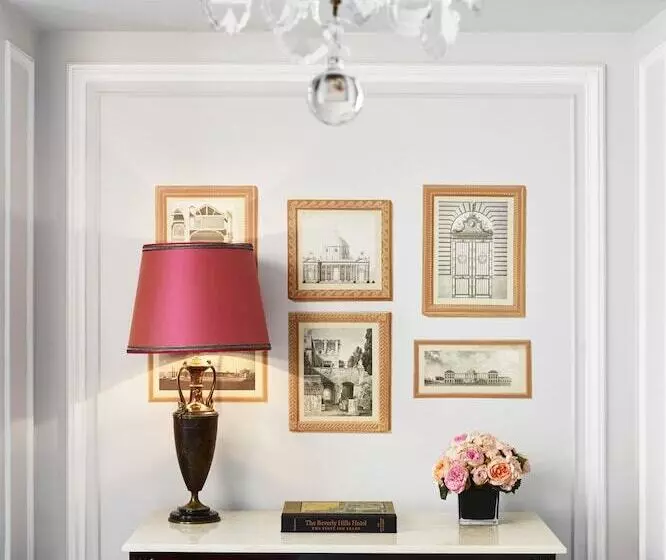 デラックスルーム, Plaza Athenee  Dorchester Collection