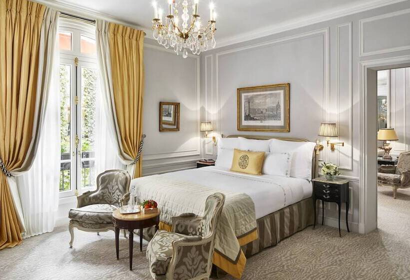 سوییت لوکس, Plaza Athenee Dorchester Collection