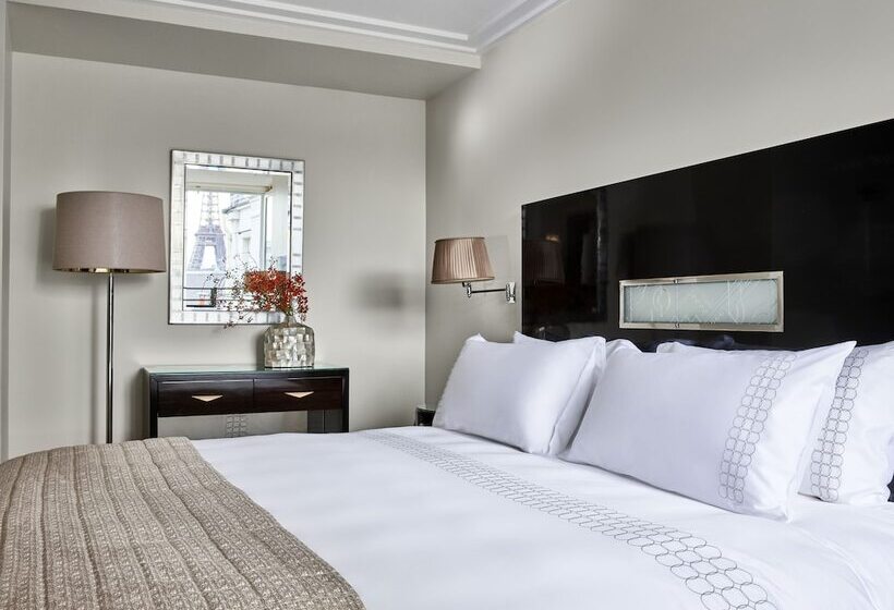 سوئیت جونیور پرستیژ, Plaza Athenee Dorchester Collection