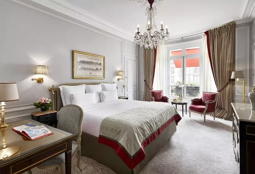 景色の見えるデラックスルーム, Plaza Athenee  Dorchester Collection