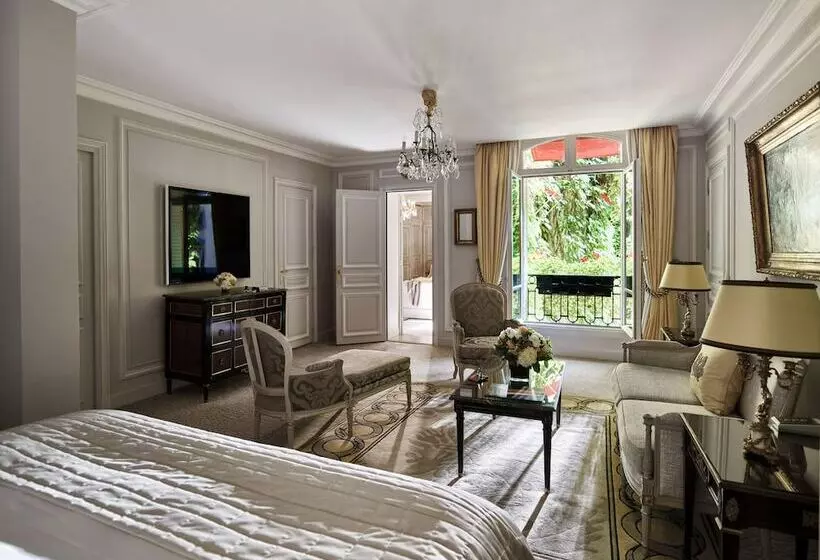 プレジデントスイートルーム, Plaza Athenee  Dorchester Collection
