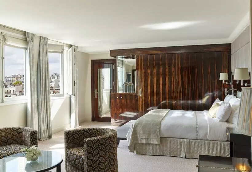 سوییت, Plaza Athenee  Dorchester Collection