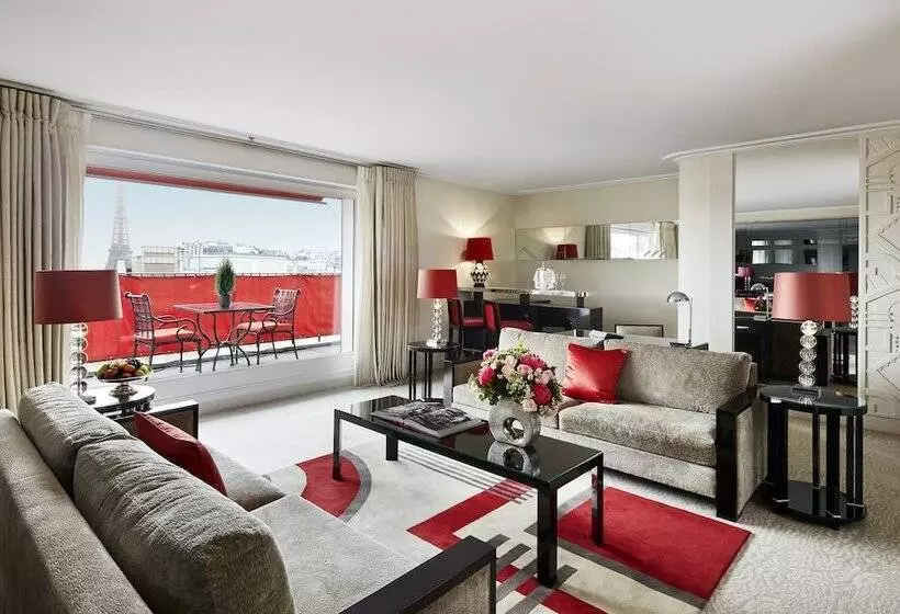 آپارتمان 1 خوابه, Plaza Athenee  Dorchester Collection