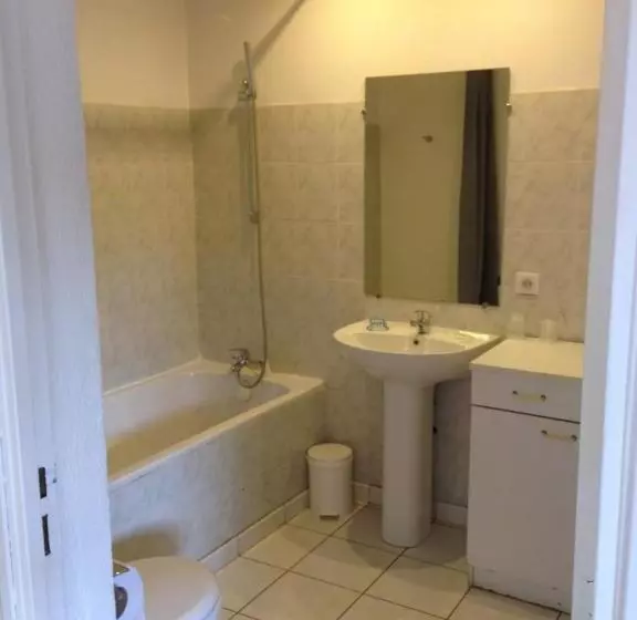 Appartamento 1 Camera da Letto Piano Terra, Saint Jacques