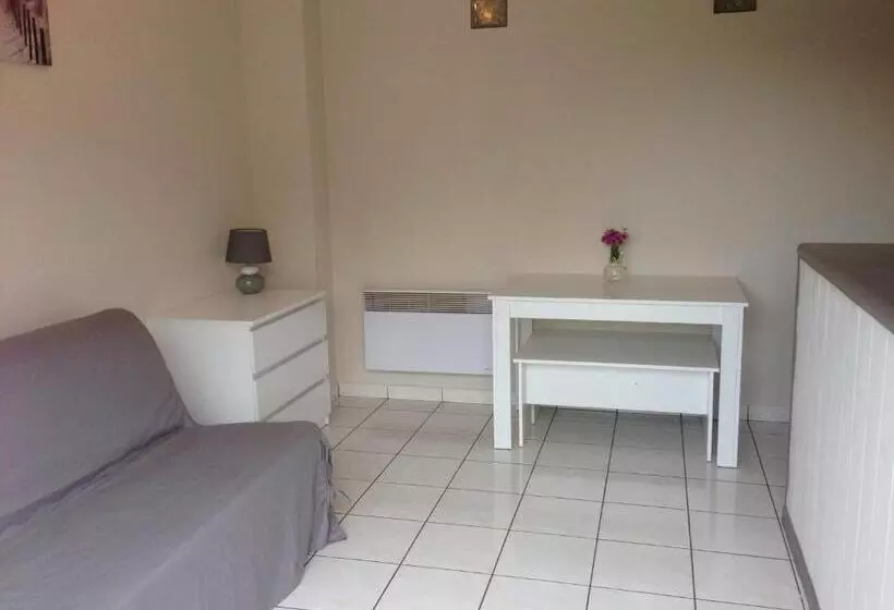 Appartamento 1 Camera da Letto Piano Terra, Saint Jacques