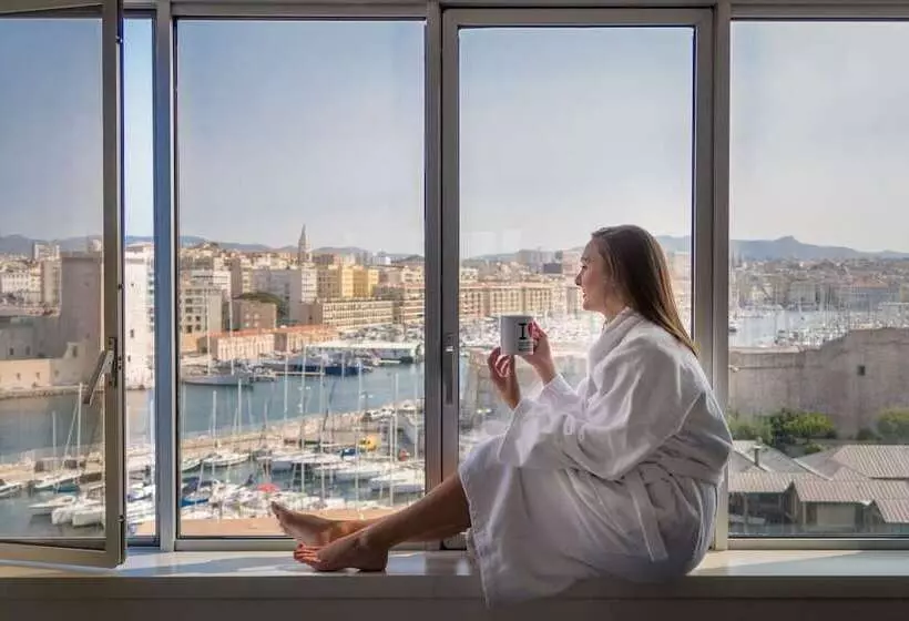 Deluxe Room with Views, Sofitel Marseille Vieux Port