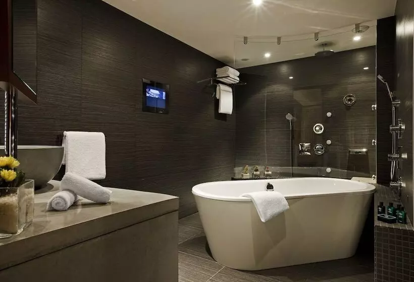 Suite with Views, Sofitel Marseille Vieux Port