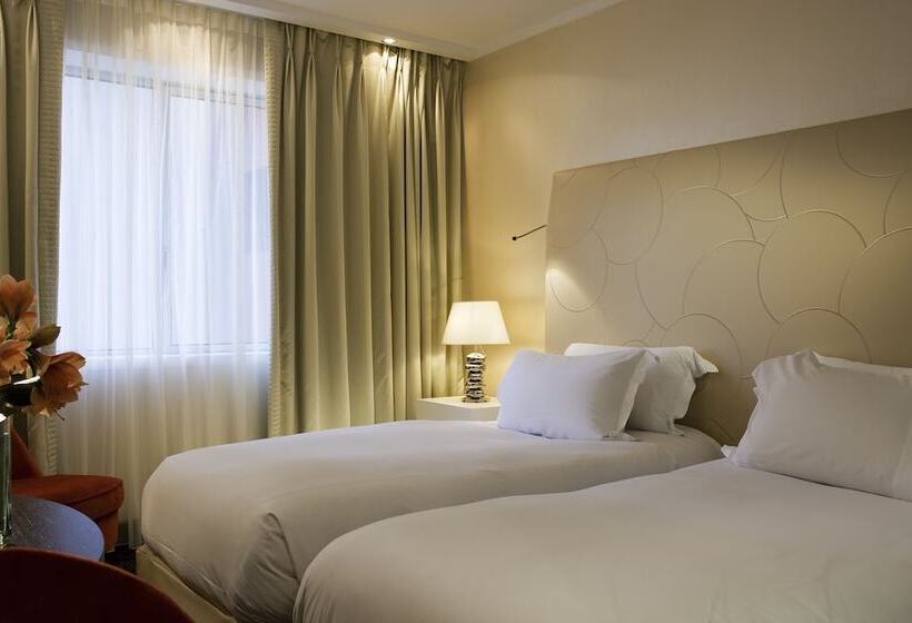Номер Superior с Видом, Sofitel Marseille Vieux Port