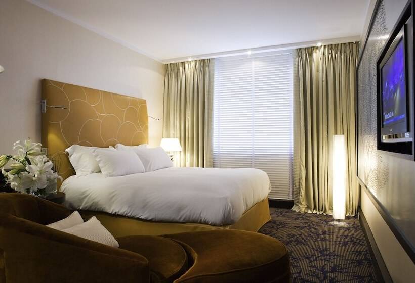 带观景的高级间, Sofitel Marseille Vieux Port