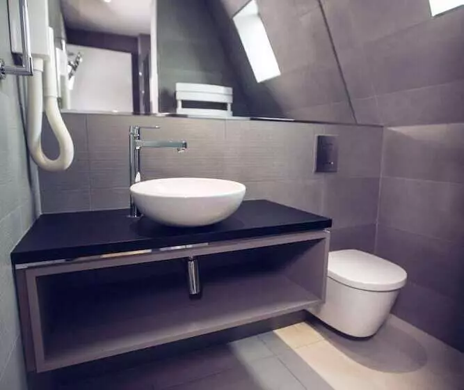 コンフォートシングルルーム, Timhotel Le Louvre