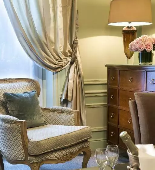 Suite Deluxe, Westminster