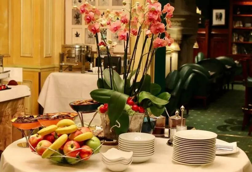 Suite Prestige, Westminster